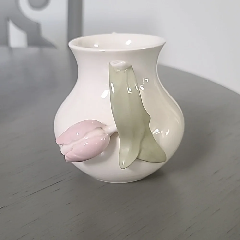Goebel WGermany White Ceramic Tulip Vase
